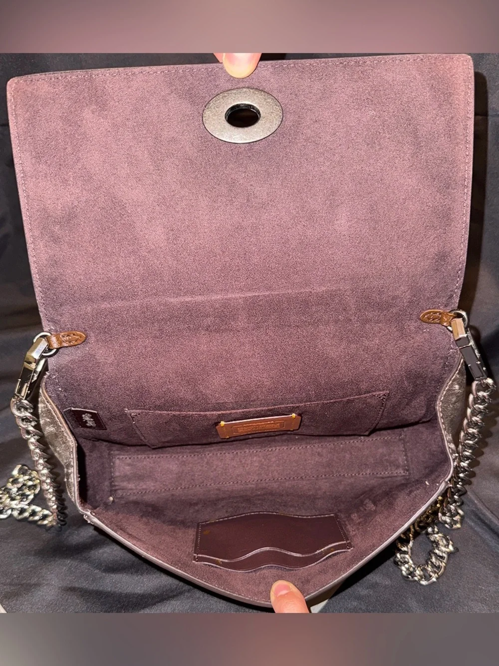 Coach 43023 Alexa Turnlock Clutch Crossbody Metallic Platinum Leather
